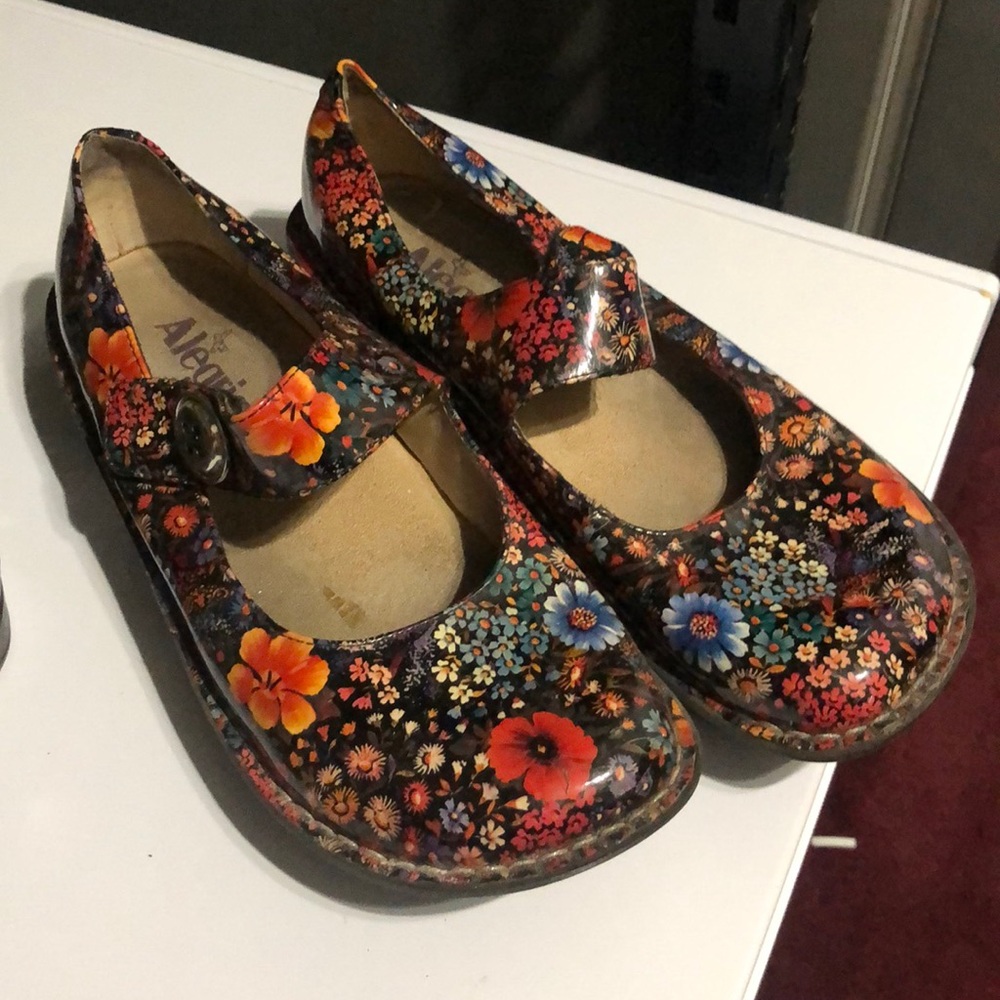 Alegria Black Mules with Glossy Finish